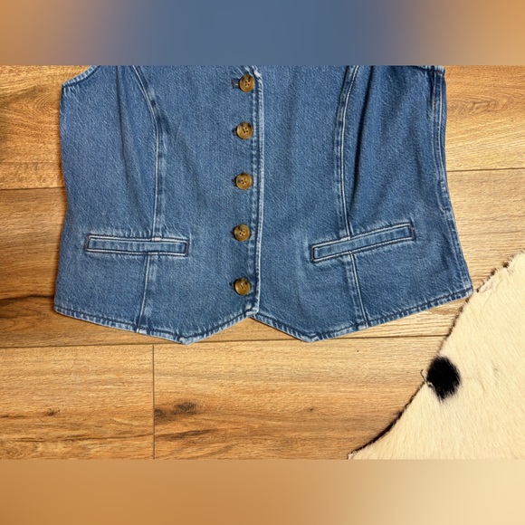J.Crew Cottagecore denim vest V-neckline button-front closure - Picture 5 of 10